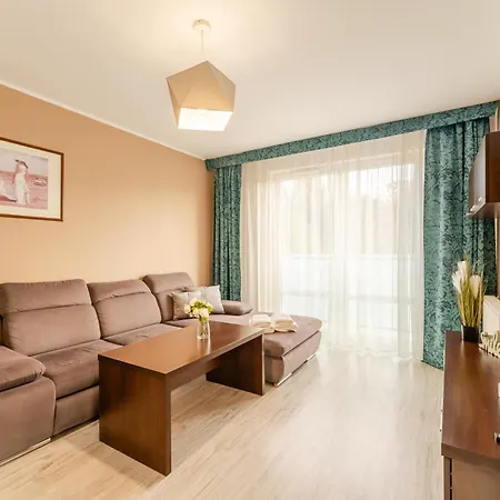 Laba Kolobrzeg Apartamenty Aquarius Екстер'єр фото